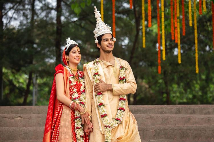 Indian Groom Dressed White Sherwani Red Stock Photo 1012469899 |  Shutterstock