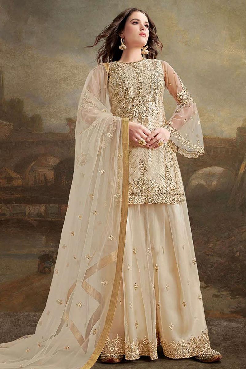 The Best Time to Buy Eid Dresses: Why Shopping Early is a Smart Move |  Andaaz Fashion Blog