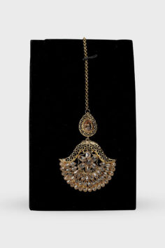What a Tikka Jewelry Is: More Than Just a Headpiece